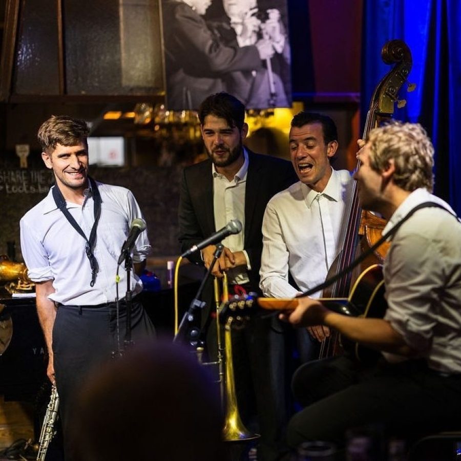 202509042147 FX4 A0160