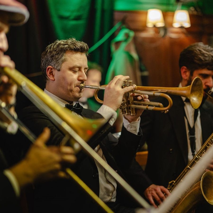 Swing Machine horns